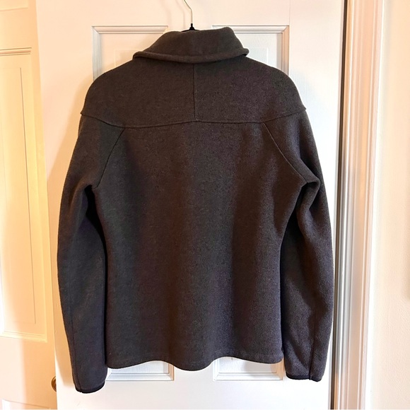 The North Face Gray Pullover Sweatshirt With Two Buttons Shawl Neck Size Medium - Picture 8 of 8